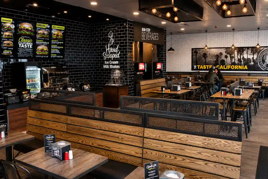 Restaurant and bar dining room